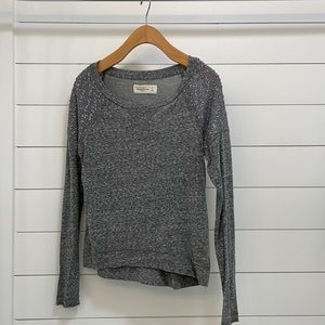 Abercrombie & Fitch Gray Heathered Shirt with Knit Metallic Shoulder Detail - Sm